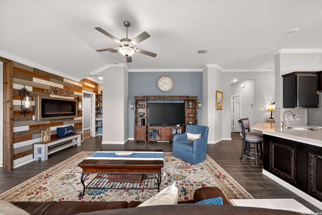 25703 Hermosa Vis, San Antonio, TX 78260