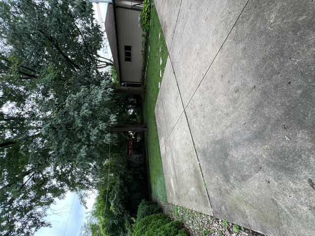 5717 Dover Road, Oak Forest, IL 60452