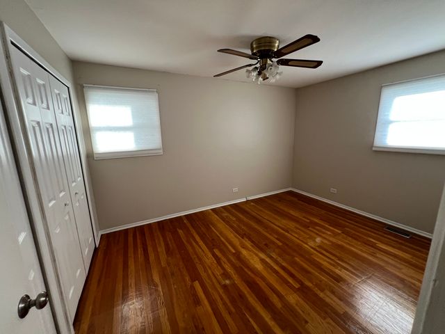 5717 Dover Road, Oak Forest, IL 60452