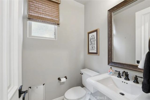 1202 Huntington Street, Huntington Beach, CA 92648