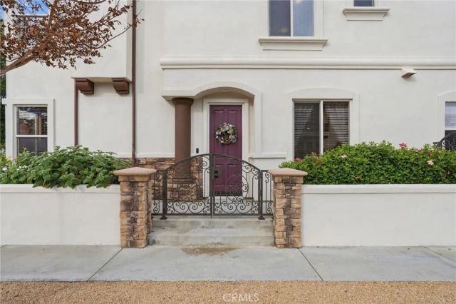 1202 Huntington Street, Huntington Beach, CA 92648