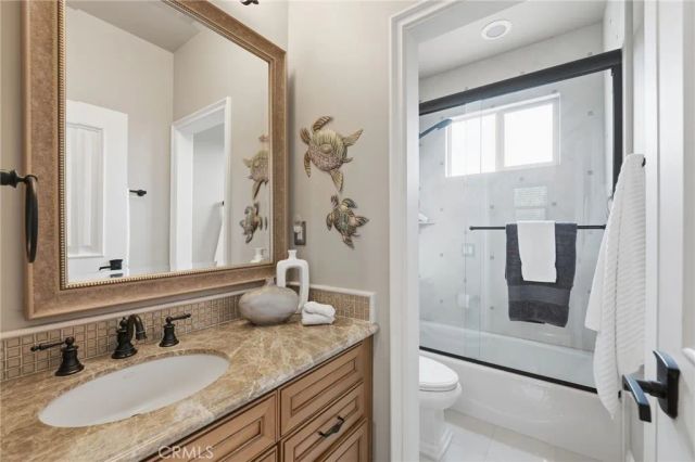 1202 Huntington Street, Huntington Beach, CA 92648