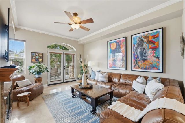 1202 Huntington Street, Huntington Beach, CA 92648