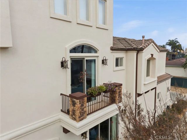 1202 Huntington Street, Huntington Beach, CA 92648