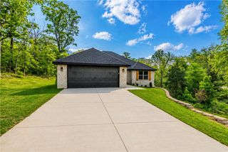 95 Shetland Drive, Bella Vista, AR 72715