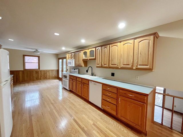 5309 Portsmouth Way, Madison, WI 53714