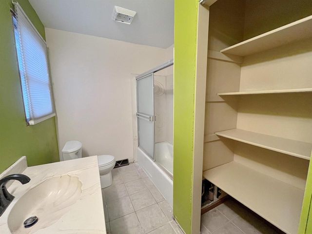 5309 Portsmouth Way, Madison, WI 53714