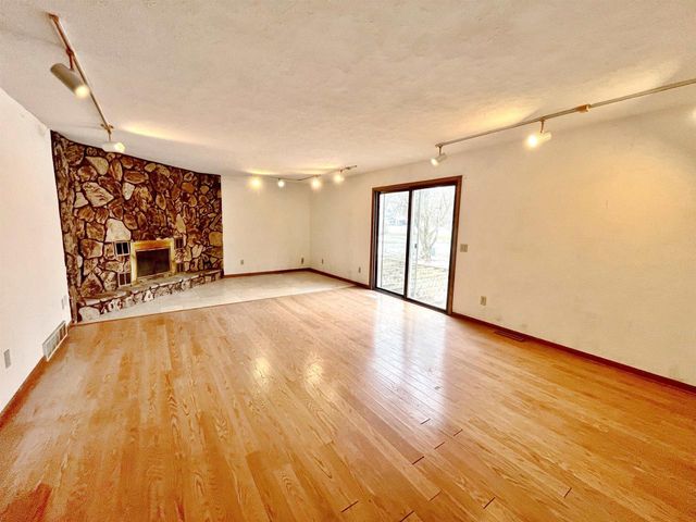 5309 Portsmouth Way, Madison, WI 53714