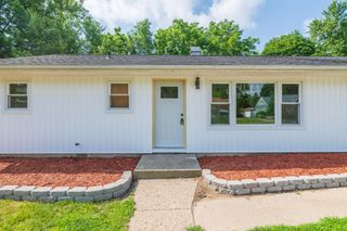 2222 Southern Avenue, Kalamazoo, MI 49001