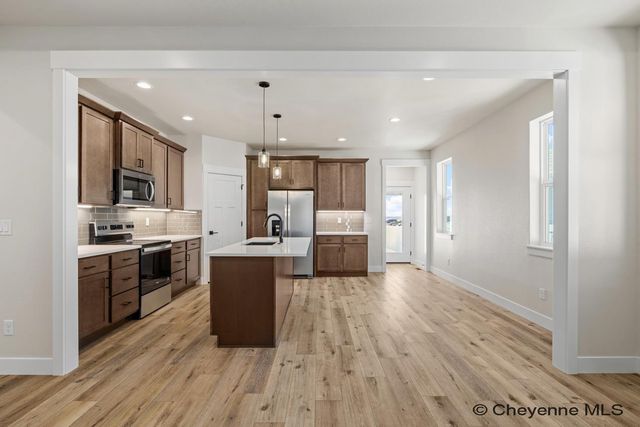 7849 WILDERNESS TRL, Cheyenne, WY 82001
