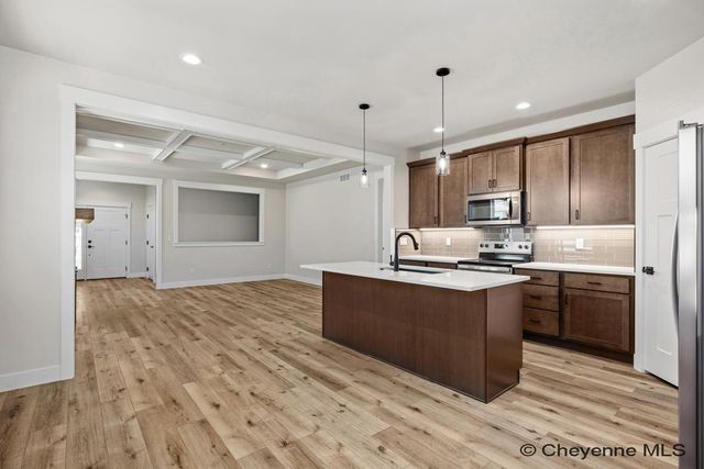 7849 WILDERNESS TRL, Cheyenne, WY 82001