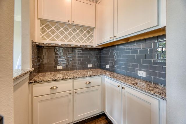 2735 Cherry Tree Lane, Manvel, TX 77578