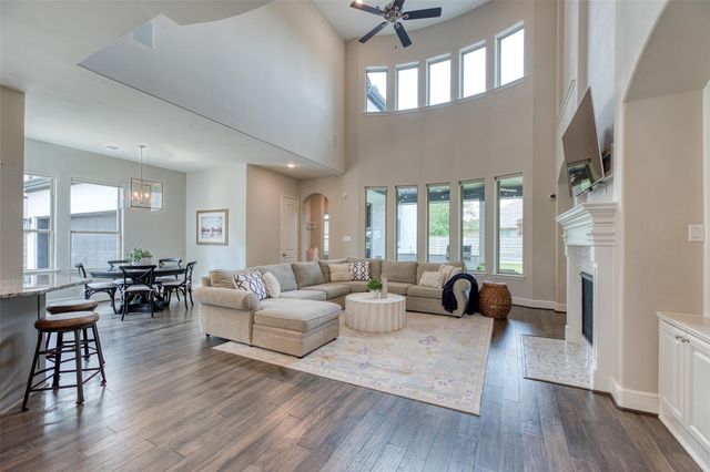 2735 Cherry Tree Lane, Manvel, TX 77578
