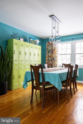 18 KAREN DR, Cherry Hill, NJ 08003