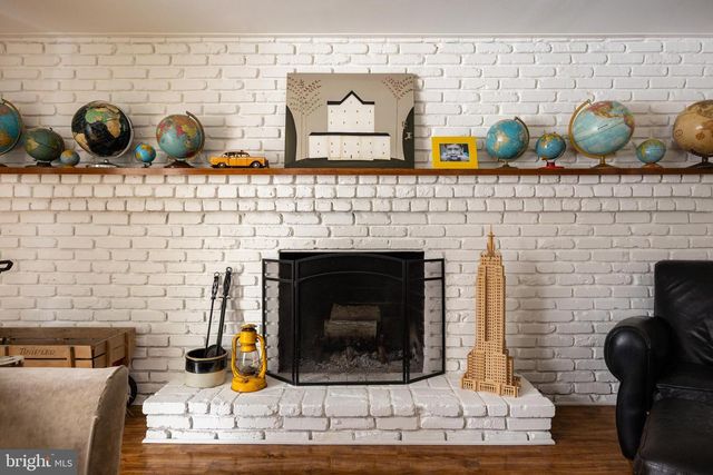 18 KAREN DR, Cherry Hill, NJ 08003