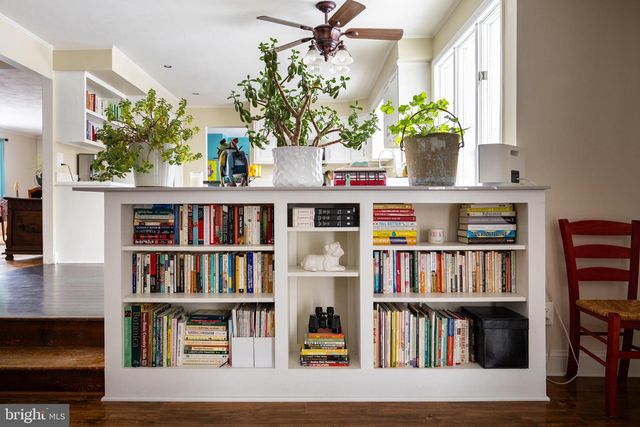 18 KAREN DR, Cherry Hill, NJ 08003