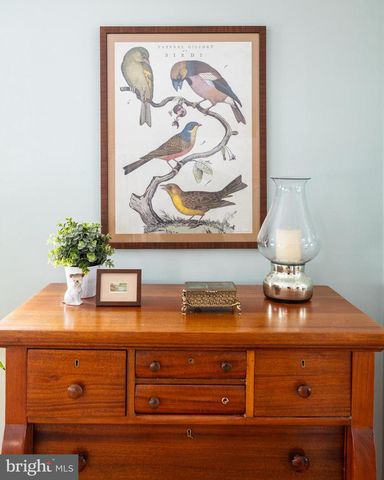 18 KAREN DR, Cherry Hill, NJ 08003