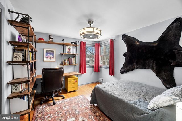 18 KAREN DR, Cherry Hill, NJ 08003