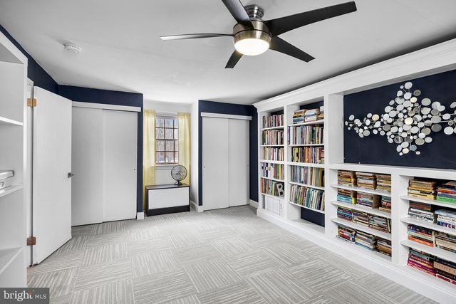 18 KAREN DR, Cherry Hill, NJ 08003