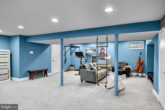 18 KAREN DR, Cherry Hill, NJ 08003