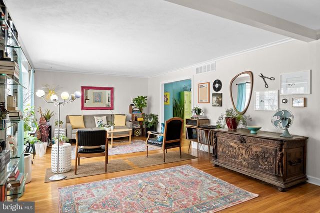 18 KAREN DR, Cherry Hill, NJ 08003