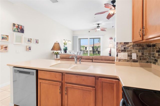 4078 OVERTURE CIRCLE, Bradenton, FL 34209