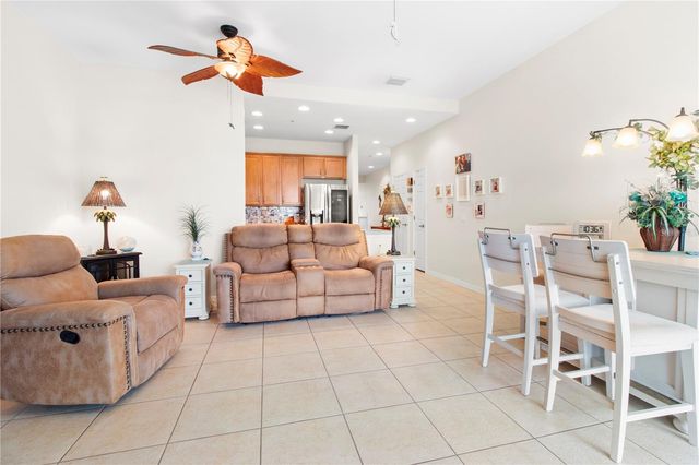 4078 OVERTURE CIRCLE, Bradenton, FL 34209