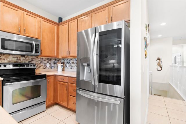 4078 OVERTURE CIRCLE, Bradenton, FL 34209