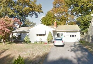 11 Copeland St, Springfield, MA 01108
