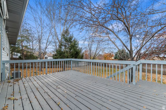 11726 S 1000 E, Sandy, UT 84094