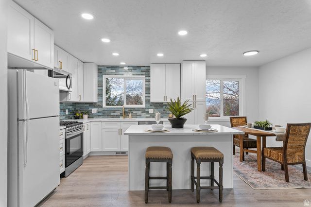 11726 S 1000 E, Sandy, UT 84094