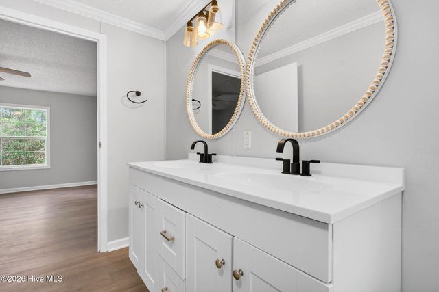 929 Lanvale Road NE, Leland, NC 28451