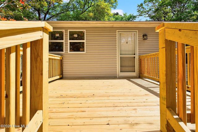 929 Lanvale Road NE, Leland, NC 28451