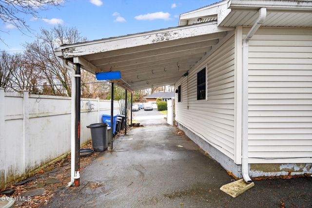 39 Orlando Avenue, Albany, NY 12203