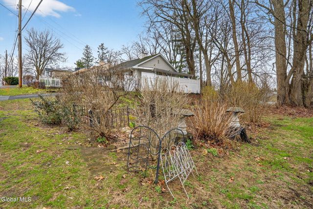 39 Orlando Avenue, Albany, NY 12203