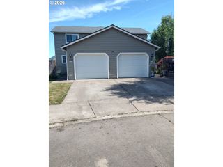 257 SMITH Loop, Springfield, OR 97478