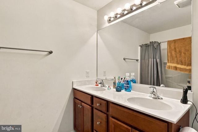 54 LILLEIGH CT, Maurertown, VA 22644