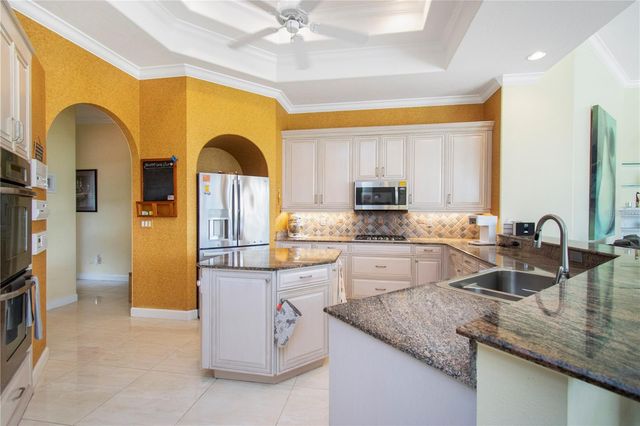 7302 EATON COURT, University Park, FL 34201