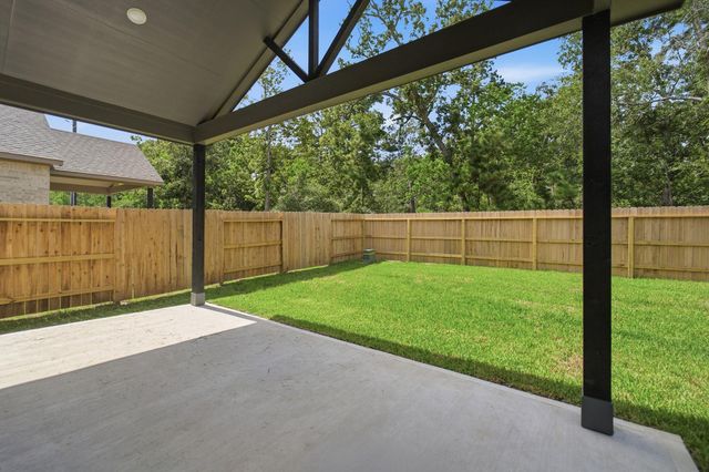 2818 River Juniper Lane, Crosby, TX 77532