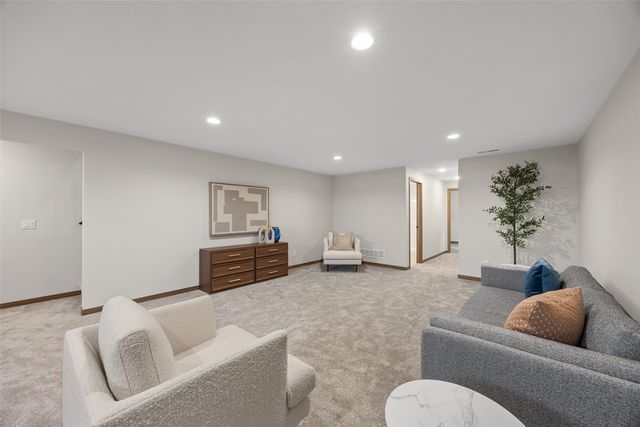 3468 Quartz Drive, Marion, IA 52302