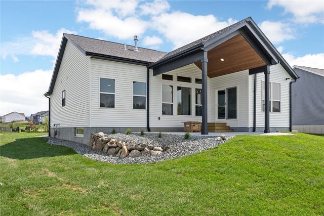 3468 Quartz Drive, Marion, IA 52302