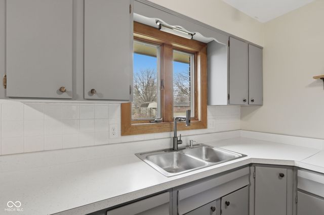 7301 Forest Park Drive, Indianapolis, IN 46217