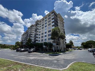 4164 Inverrary Dr 215, Lauderhill, FL 33319