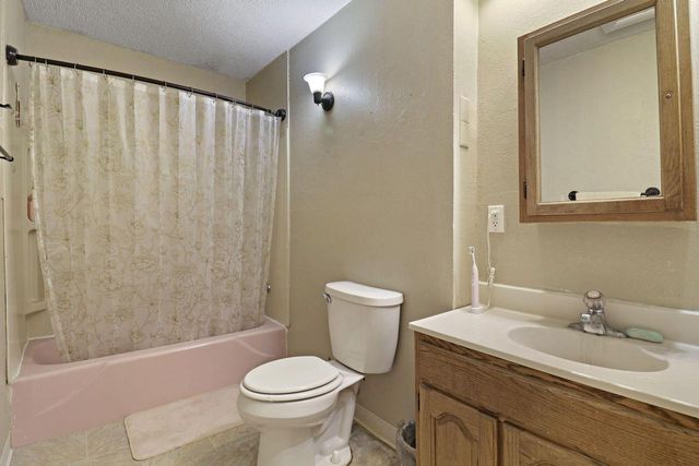 1712 87th STREET, Kenosha, WI 53143