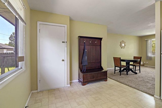 1712 87th STREET, Kenosha, WI 53143