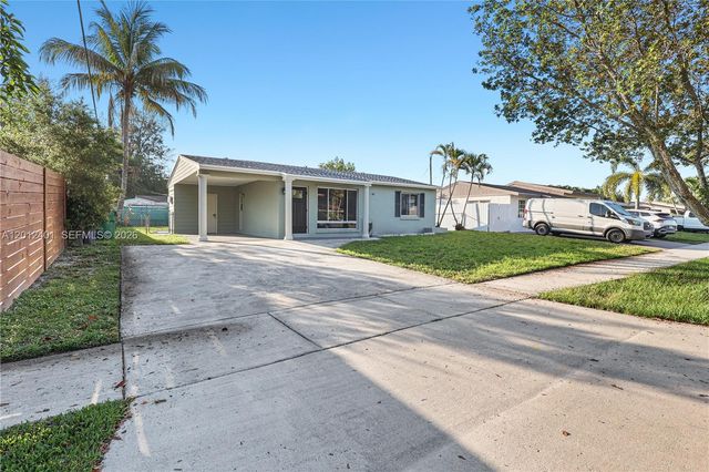 1270 SW 47th Ave, Fort Lauderdale, FL 33317