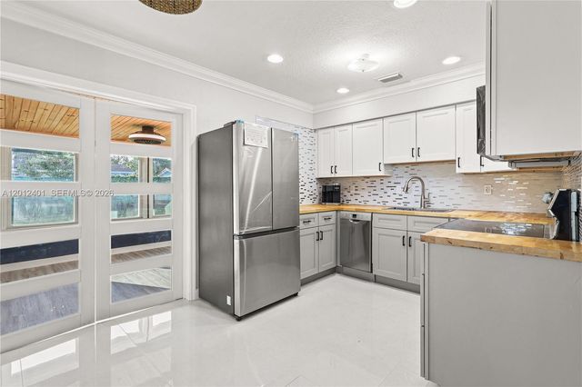 1270 SW 47th Ave, Fort Lauderdale, FL 33317