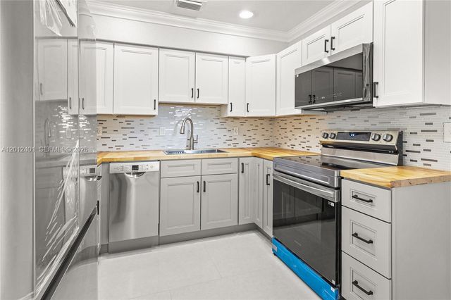 1270 SW 47th Ave, Fort Lauderdale, FL 33317