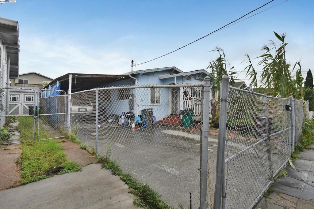 1506 52Nd Ave, Oakland, CA 94601