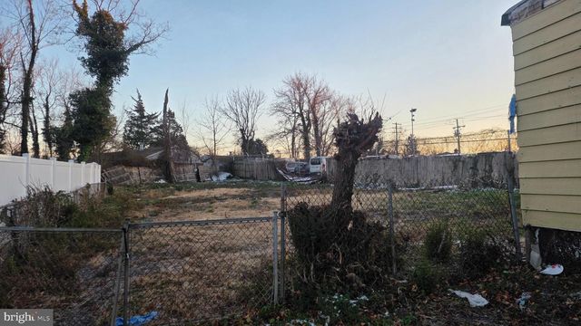 5409 WALKER MILL RD, District Heights, MD 20743